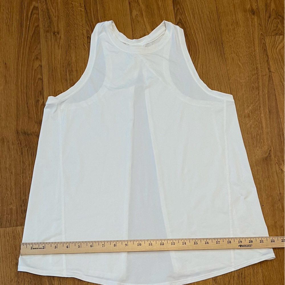 🔥lululemon Top🔥 - Picture 5 of 9